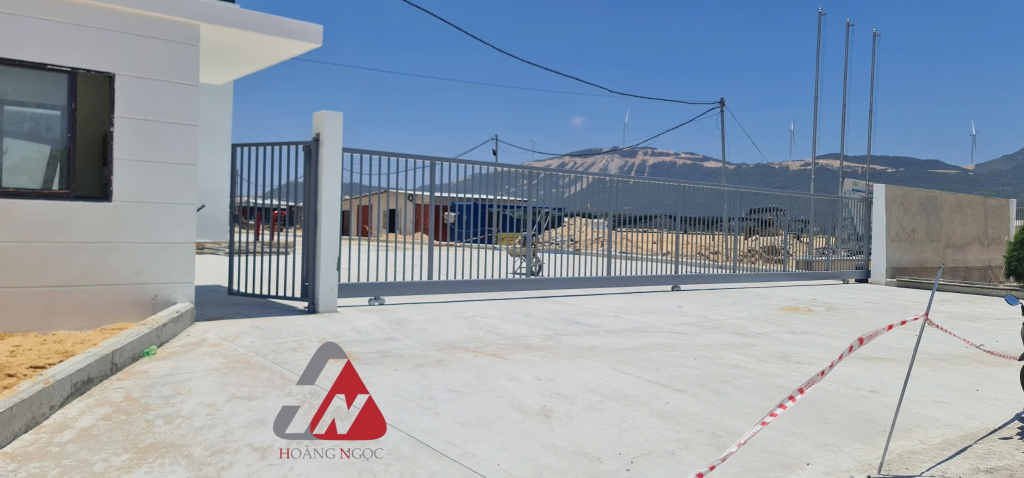 dich-vu-lam-cong-sat-tu-dong-tai-quan-12